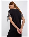 LIU-JO t-shirt donna nera con dettagli animalier sulle maniche